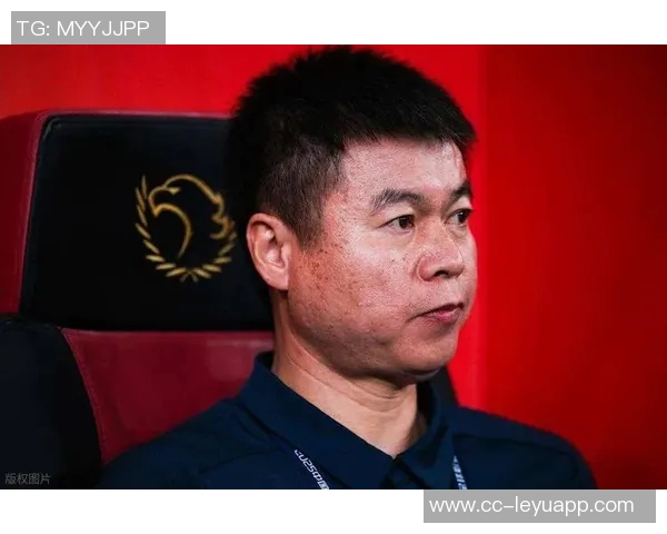 记者报道于根伟病情好转孙铭谦膝伤明日将进行检查评估 记者报道于根伟病情好转孙铭谦膝伤明日将进行检查评估