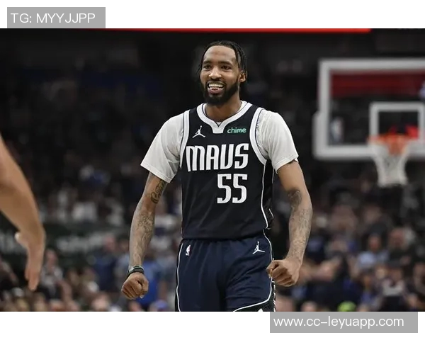 小卡强调季前赛与训练相似强调防守体系的重要性与持续打磨 小卡强调季前赛与训练相似强调防守体系的重要性与持续打磨