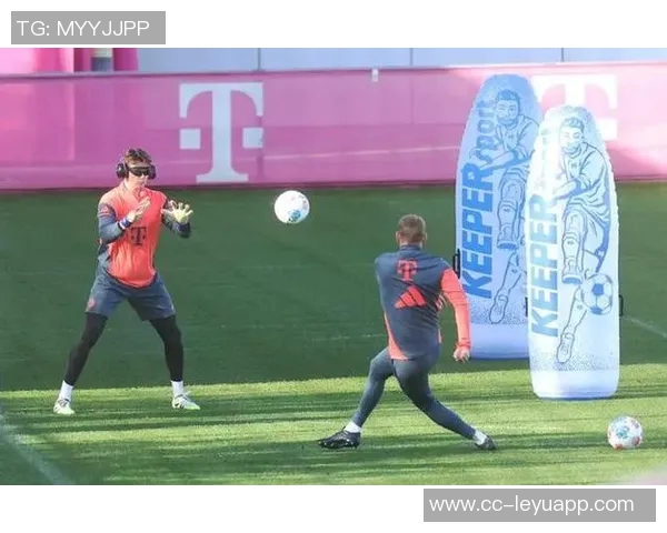 拜仁球员享受假期二门乌尔比希主动加练展现职业精神 拜仁球员享受假期二门乌尔比希主动加练展现职业精神