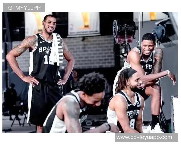 得州德比来袭马刺火箭同场竞技争夺胜利荣耀 得州德比来袭马刺火箭同场竞技争夺胜利荣耀