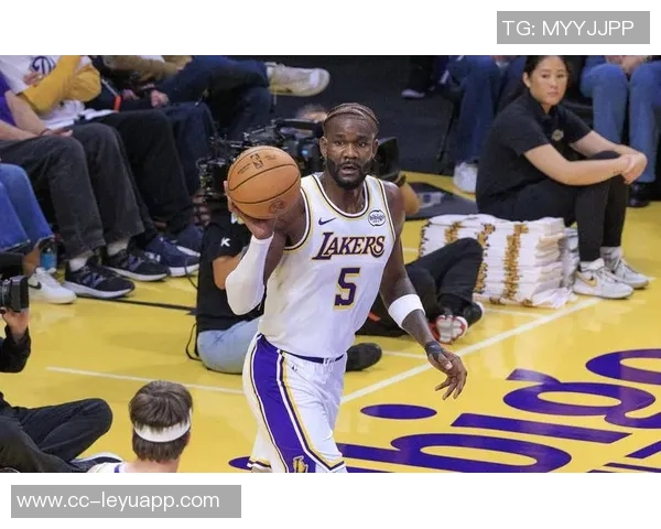 湖人媒体日回顾詹姆斯谈退役东契奇分享融入感受艾顿面对巨大压力