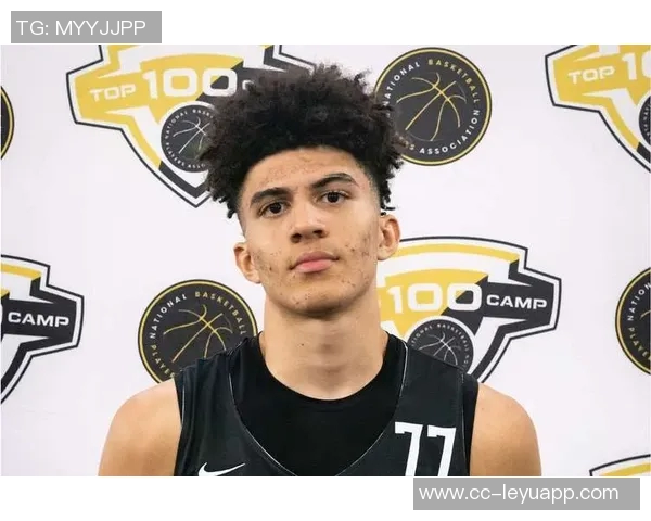 布泽尔亲临赛场助阵两子表现各异卡梅隆状态起伏凯登得分不佳